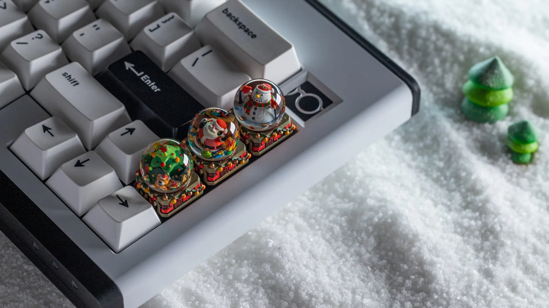 Dwarf Factory ArtiSANTA Christmas Artisan Keycaps