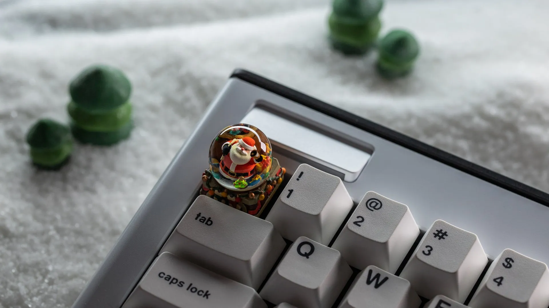 Dwarf Factory ArtiSANTA Christmas Artisan Keycaps