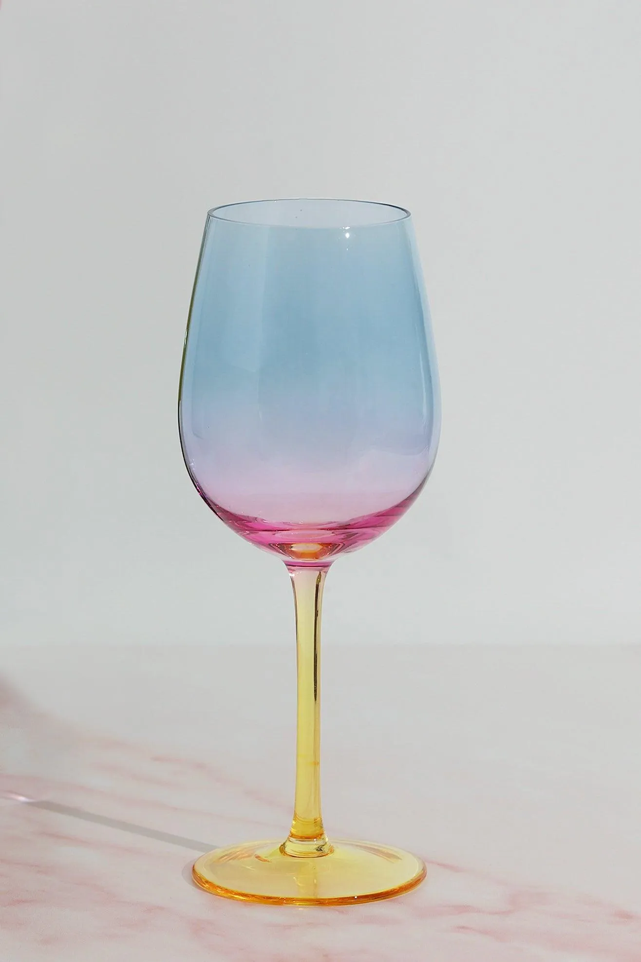 Set of 4 Wine Glasses with a Rainbow Hue